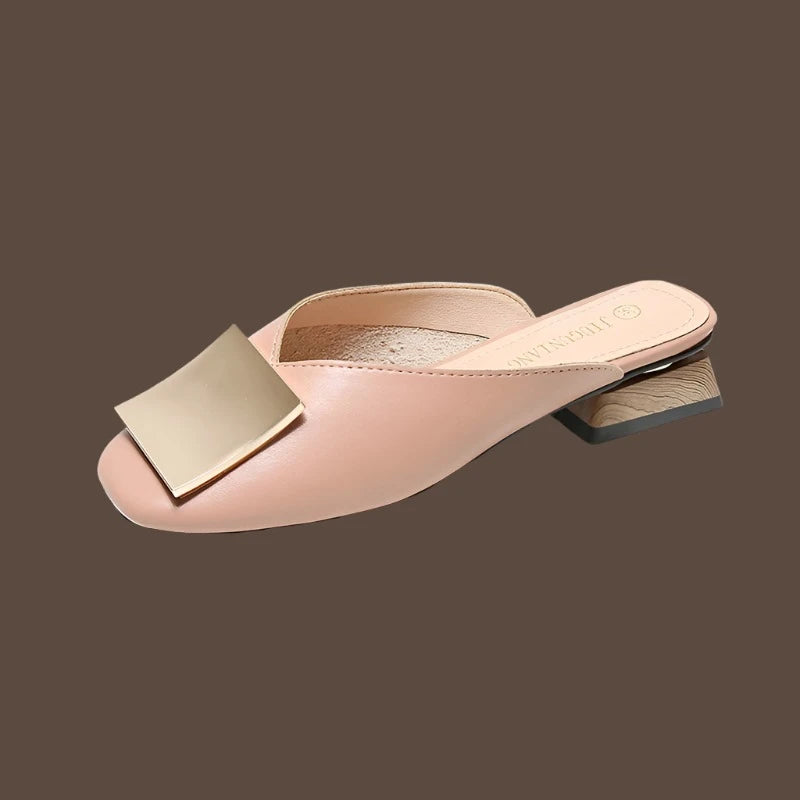 A Causal Low Heel Slipper it's Summer Elegance
