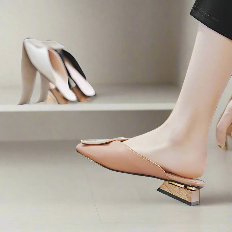 A Causal Low Heel Slipper it's Summer Elegance