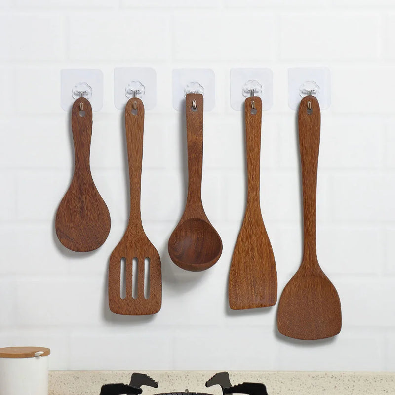 Stir the pot with this Wooden Kitchen set