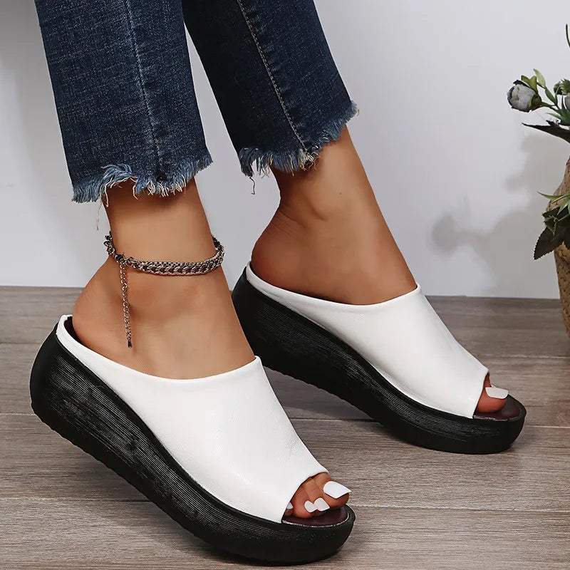 Ladies Leather platform Clogs