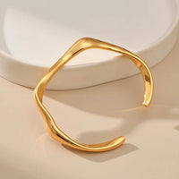 Irregular Twisted Chunky Metal Women 18k Gold Plated Bracelet