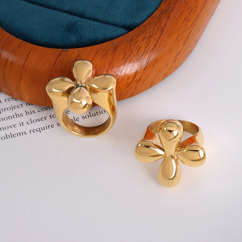 Bold statement Flower  Ring